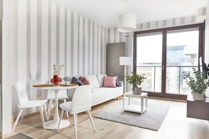 P&O Serviced Apartments Siedmiogrodzka II Warszawa Zewnętrze zdjęcie